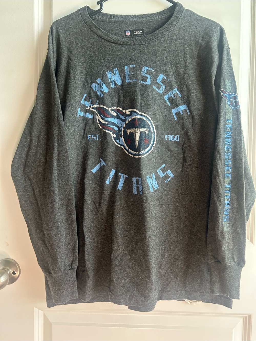 NFL Tennessee Titans Long Sleeve Crewneck Shirt - Dark Gray & Light Blue